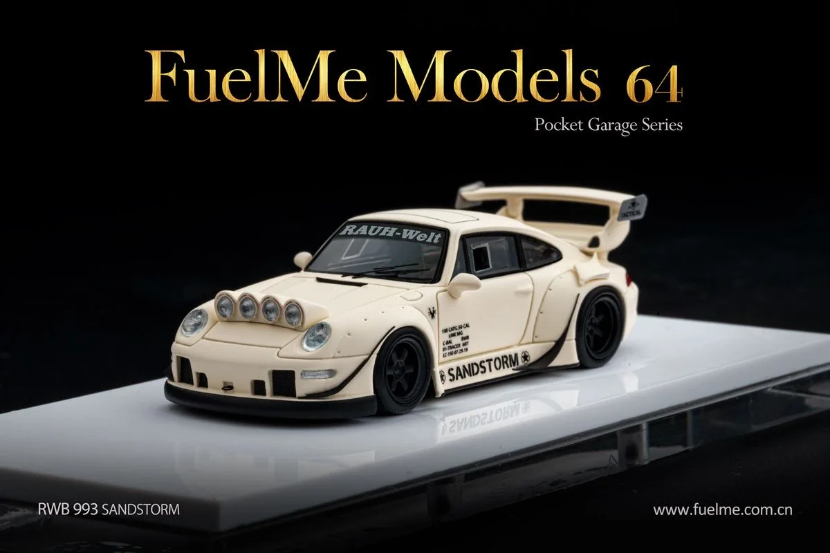 

Модель автомобиля Fuelme 1:64 RWB993 Sandstorm из смолы