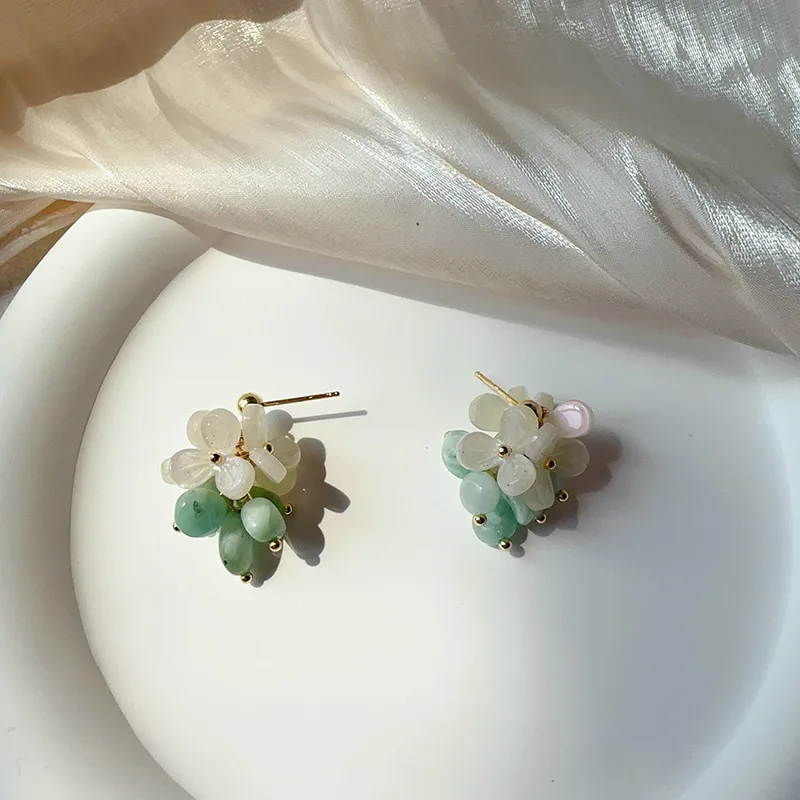 Ожерелье с ванильным лотосом французские крутые серьги из бисера