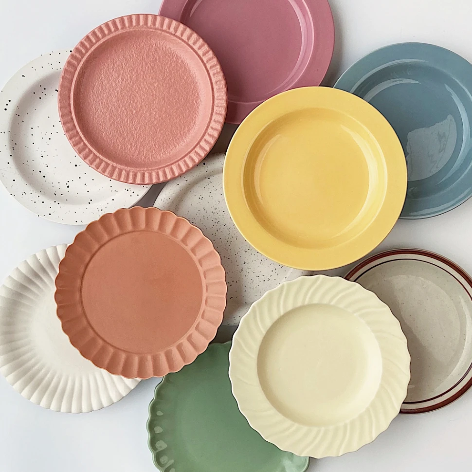 

Cute Nordic Plates Ceramic Round Pasta Dessert Luxury Cake Steak Sushi Plates Dinner Serving Platos De Cena Tableware