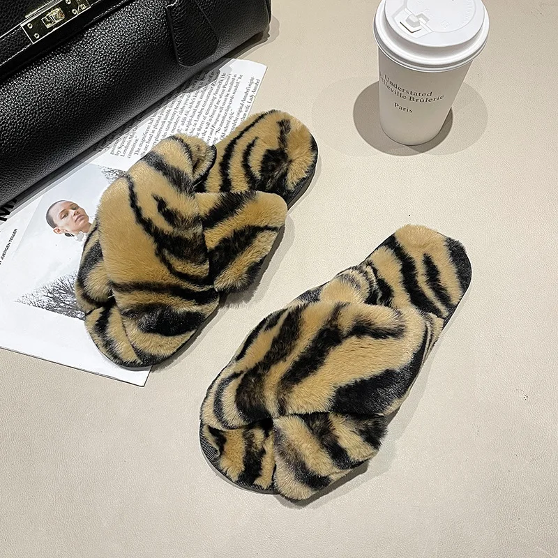 2022 New Fashion Comfortable Indoor Plush Slippers Women Tiger Pattern Women Slippers Outdoor Leisure Warm Cotton Slippers