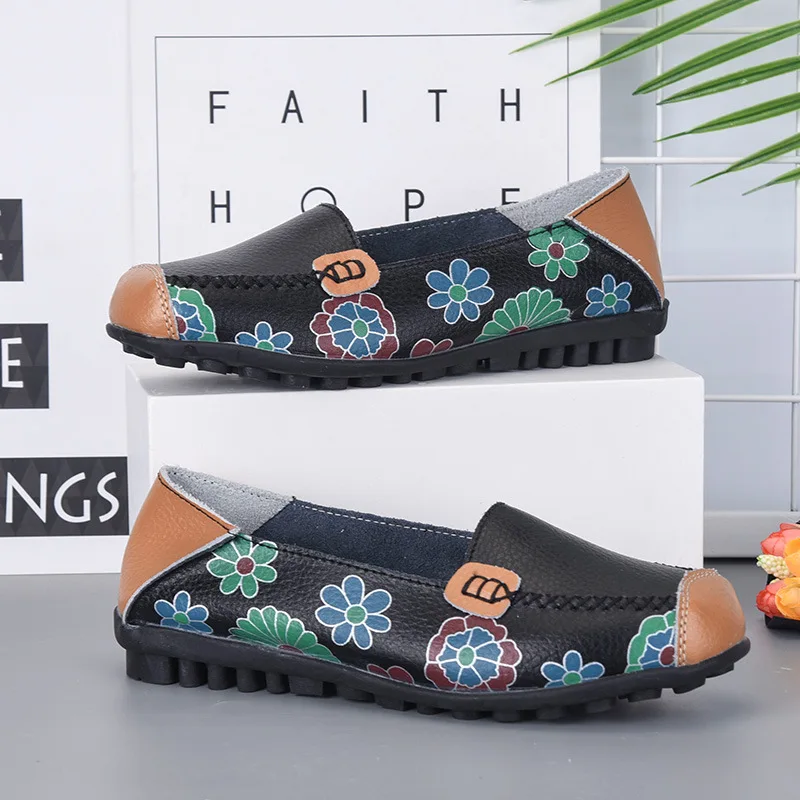 

2022 Woman's Flats Shoes woman Soft Genuine Leather Big Size Boat Shoes for Women