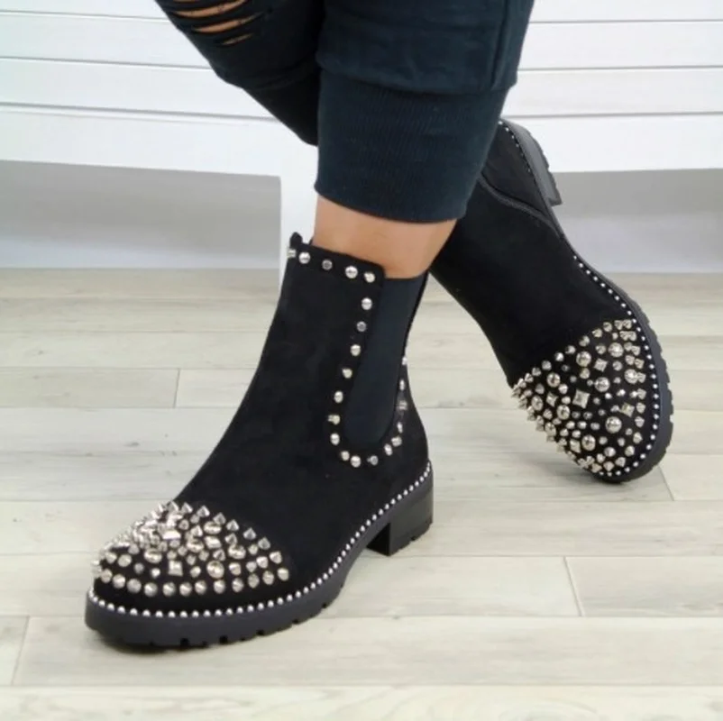 

Winter Punk Rivet Boots Women Round Head Toe Leather Booties Studded Thick Low Heels Chelsea Ankle Big Size 35-43 Botas De Mujer