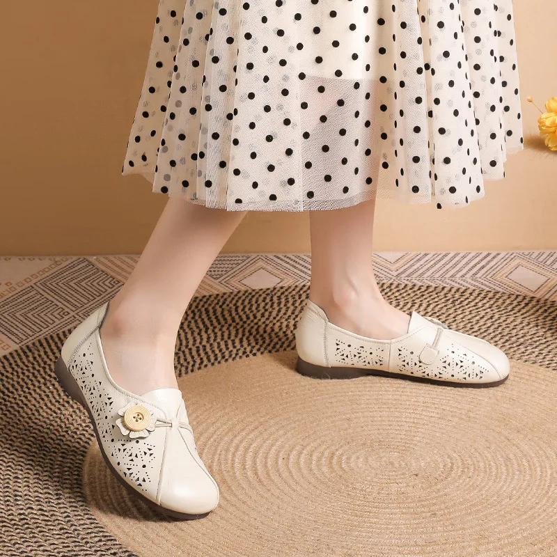 New Designer Button Ballet Flats Women's Flat Shoes 2023 Spring Summer Real Leather Loafers Ladies Beige Moccasins Driving Shoes