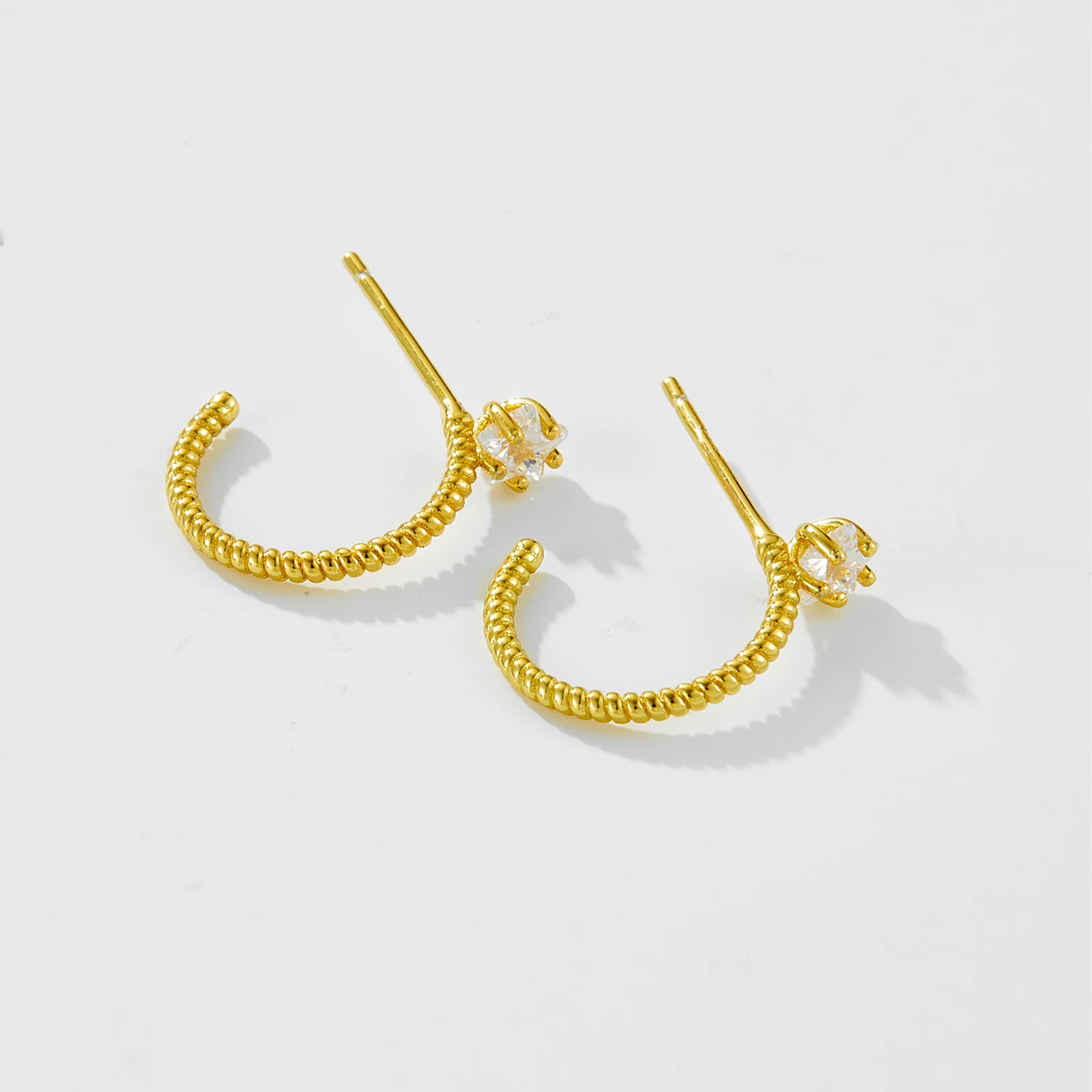 ANDYWEN 925 пробы серебряные радужные одинарные Huggies женские кольца пирсинг 2023 серьги