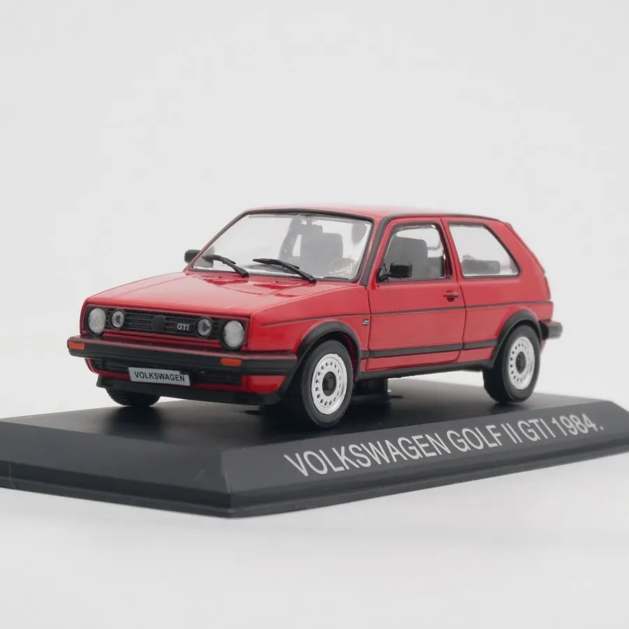 Фото Металлическая модель автомобиля Ixo 1:43 VW GOLF 2 GTI 1984 года №1