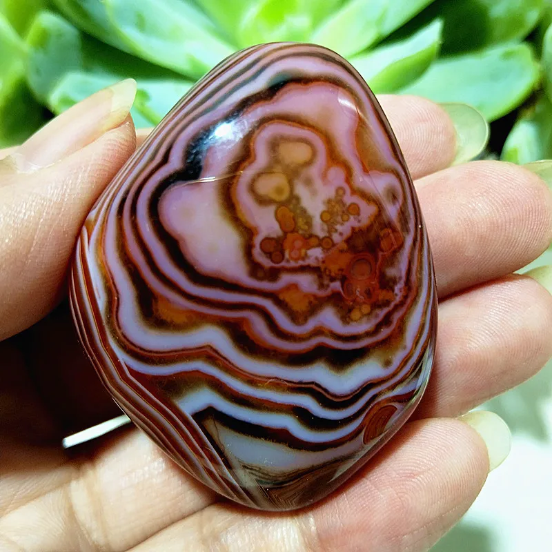 

Крестовое кружево из камня EBET