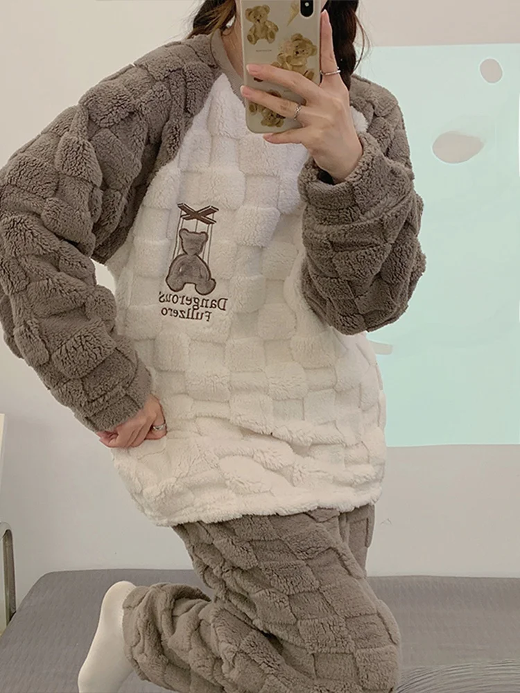 Пижамы из кораллового флиса для женщин новые зимние пижамы на флисовой подкладке