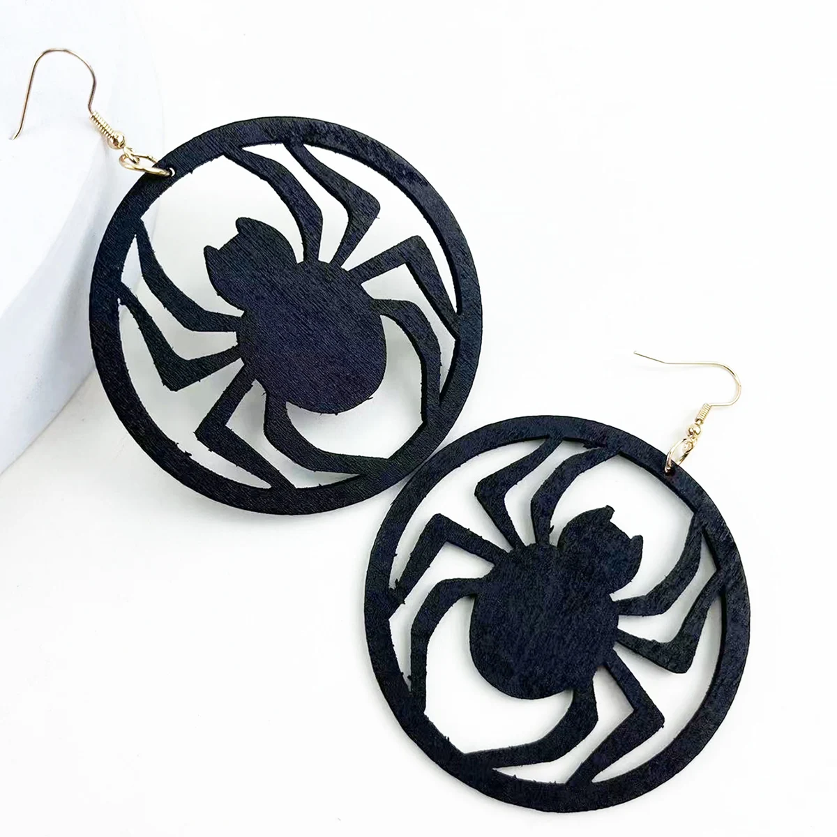 

Halloween Black Spider Wood Earrings Fashion Women Statement Earrings Party Punk Jewelry Gift