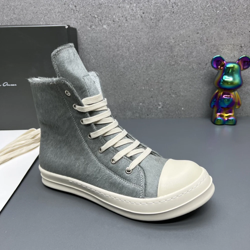 

Кроссовки мужские кожаные с боковой молнией и высоким берцем