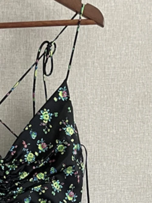 2023 Spring and Summer New Pleated Floral V-neck Sleeveless Suspender Midi Dress Women Dress