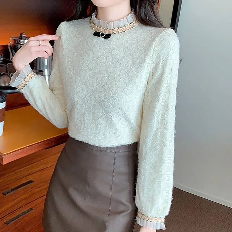 Новая кружевная женская блузка с рюшами и бантом бархатная утепленная длинными