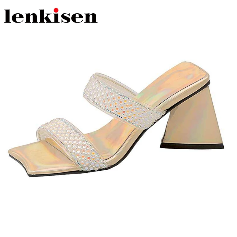 

Lenkisen Big Size Pvc Peep Toe Strange High Heel Mules Pearl Decoration Beauty Lady Party Elegant Sexy Basic Women Sandals L1f1