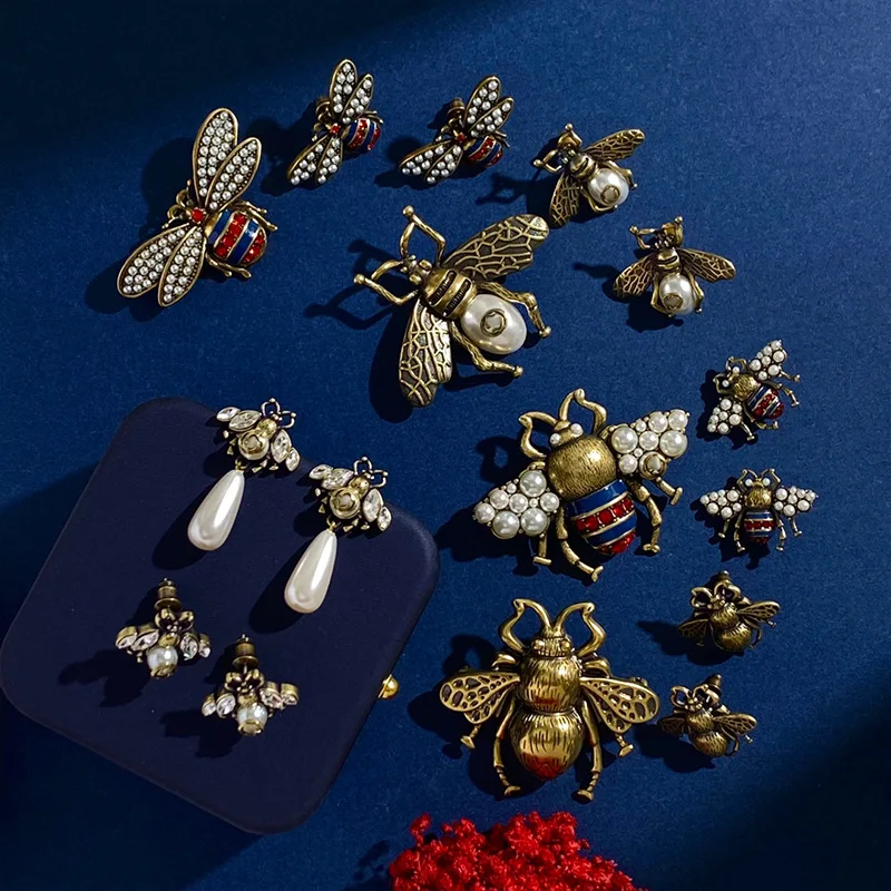 

European and American popular retro horse eye bee pearl quality earrings