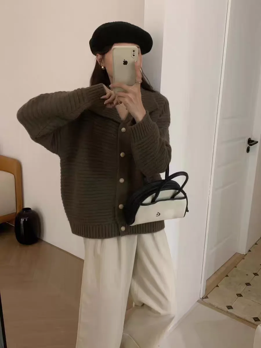 Изысканный дизайн вязаный крючком шерстяной кардиган с круглым вырезом