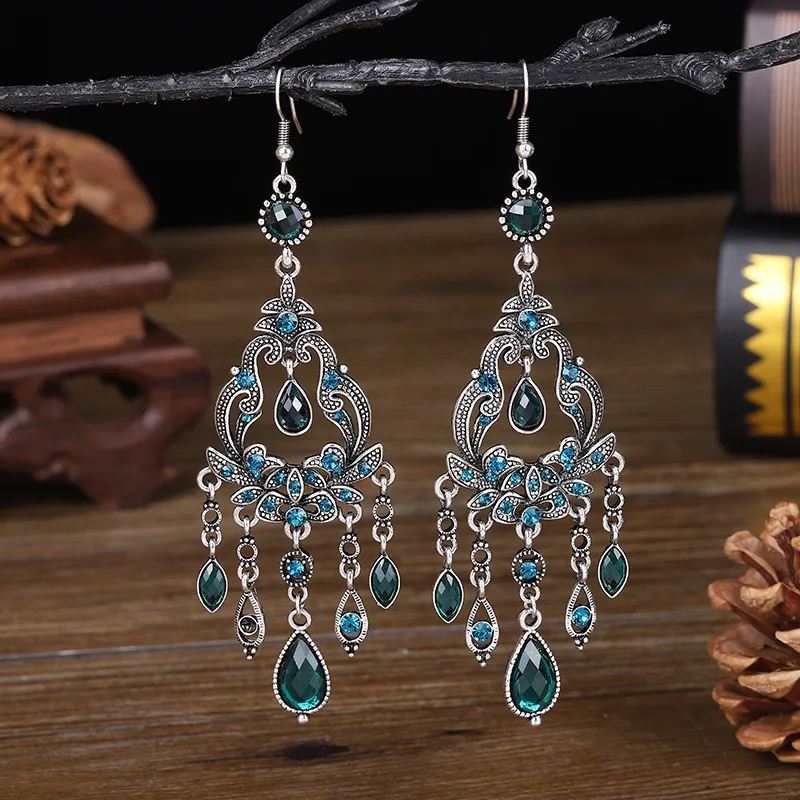 Chinese style long diamond earrings European and American texture drop earrings wholesale retro ear accessories $1 postage free