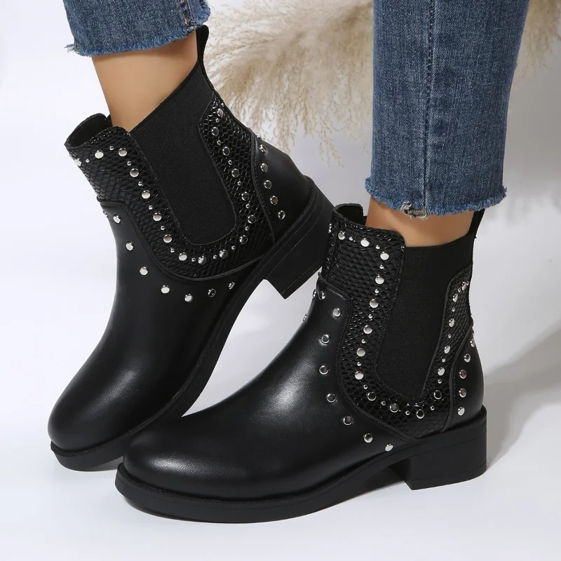 

2022 Winter New British Style Rivets Round Toe Low-heeled Ankle Boots Women Street Tide Chelsea Boots Belt Buckle Large Size 43