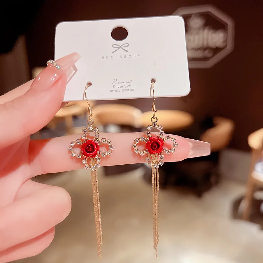 

Длинные серьги-кисточки Ping An Knot, дизайнерские тонкие серьги с демонстрационным лицом, серебро пробы, модные красные серьги-иглы, оптовая продажа. 2