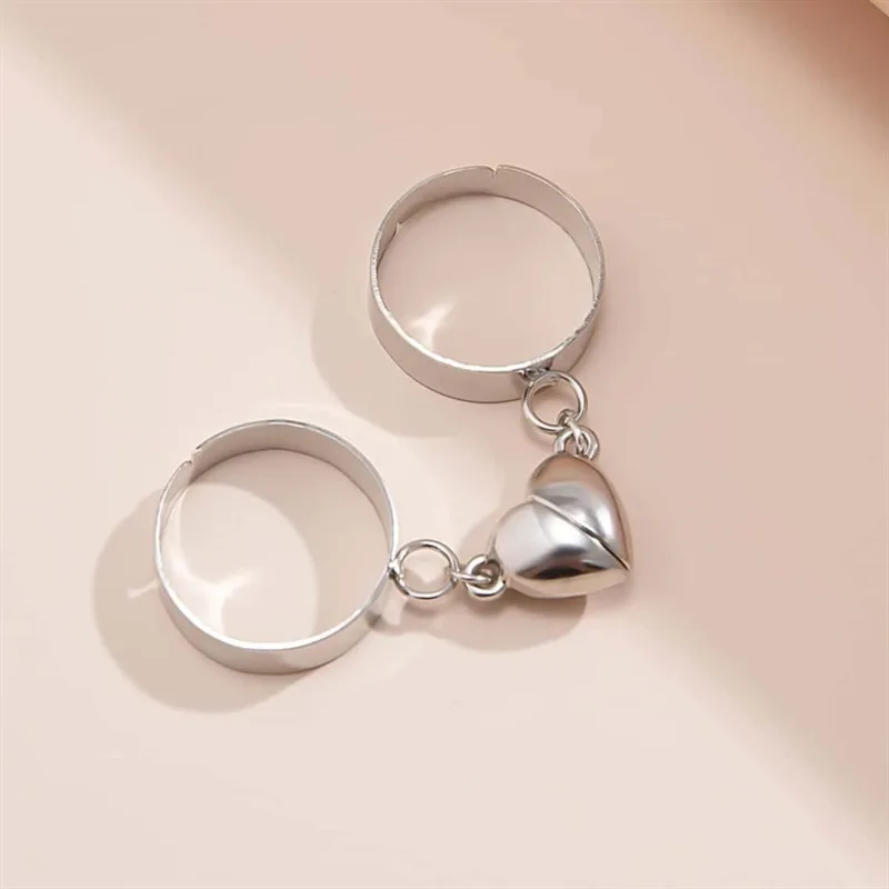 

2pcs/set Couple Love Magnetic Ring Adjustable Heart Ring Magnet Love Open Rings Couple Jewelry Engagement for Women