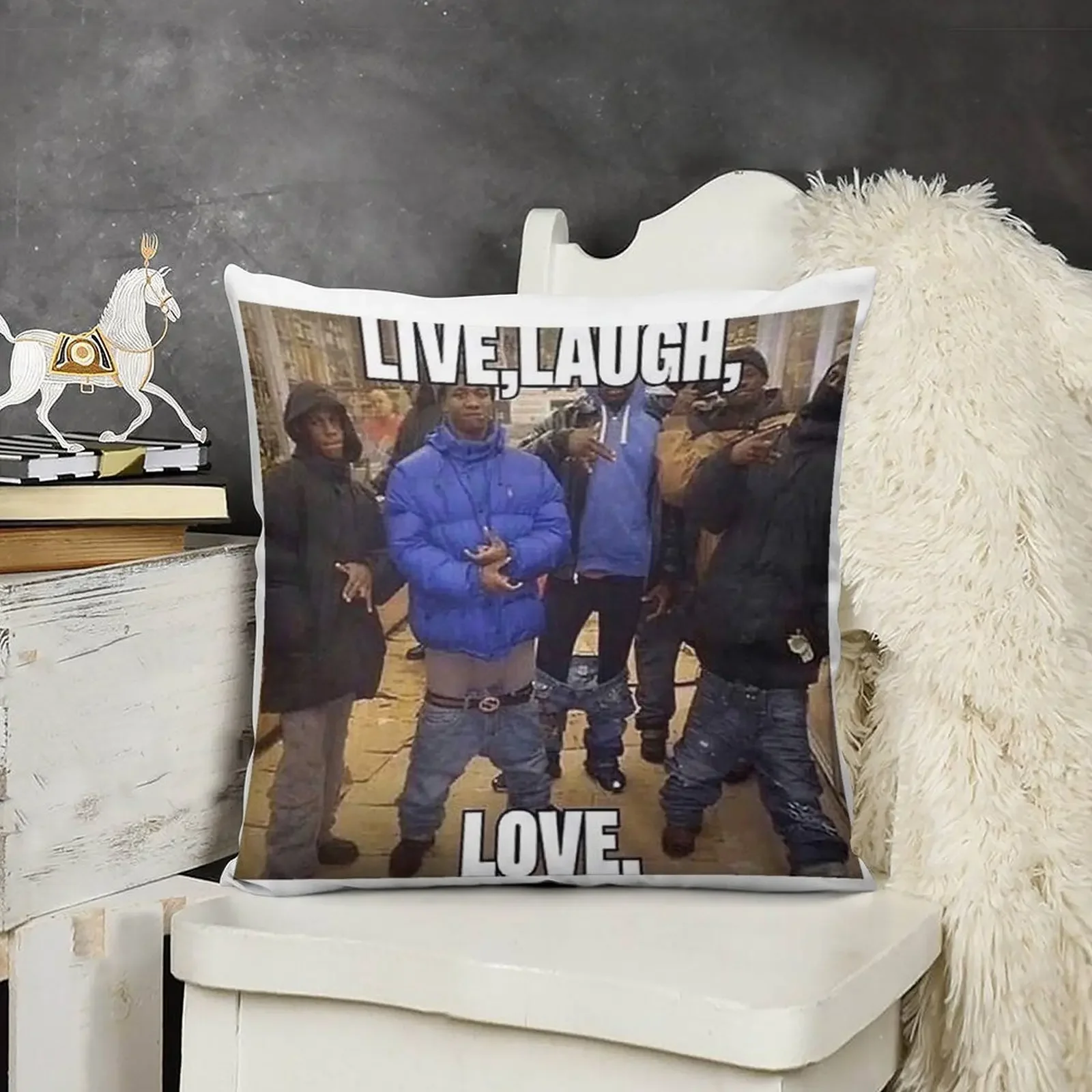 Декоративная наволочка Live Laugh Love Meme