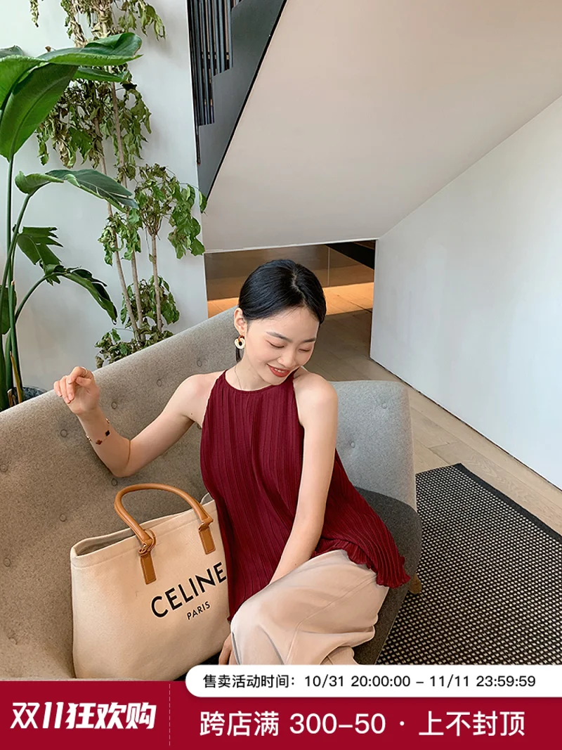 In Stock Return [Pleat Aesthetic Right-Angle Shoulder Sling] a Little Design Sense ~ I Love It!