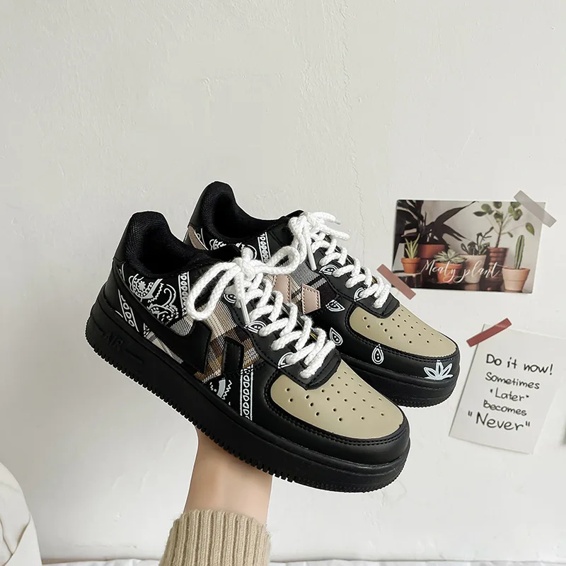 

Новинка 2022, уличные Танцевальные Кроссовки с цветком кешью для мужчин и женщин, обувь на толстой подошве для пар, женская модная универсальн...