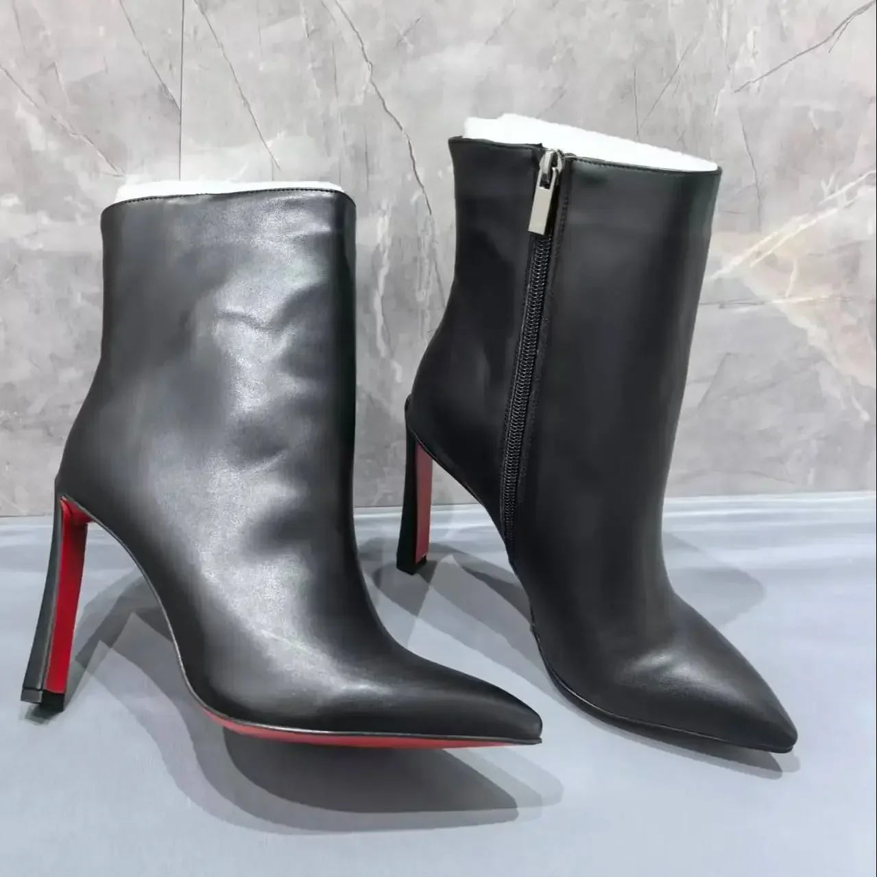 Фото Черные кожаные туфли Botas De Mujer с острым носком, женские туфли на высоком каблуке с красной подошвой, элегантные офисные женские туфли до середины икры для банкета №4