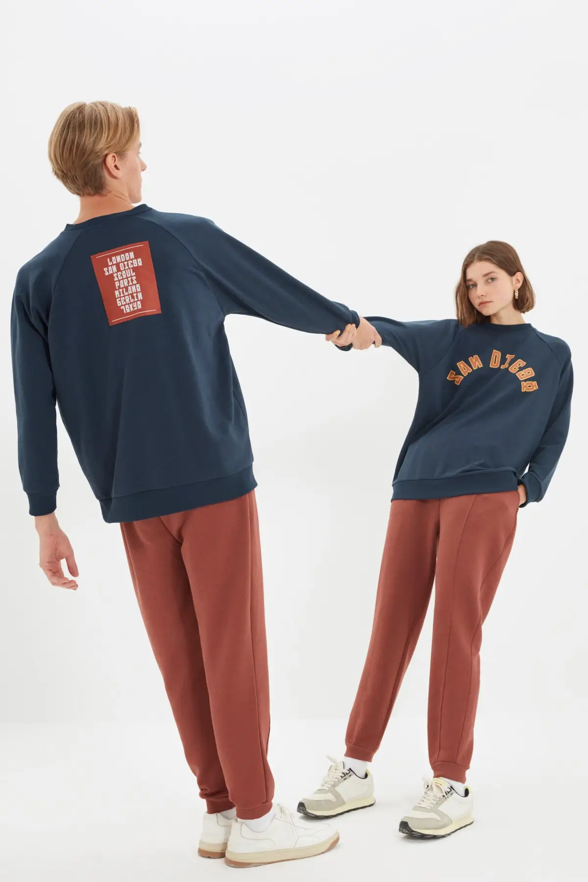 

Trendyol Unisex Regular Ribbed Knit Sweatpants TMNAW22EA0363