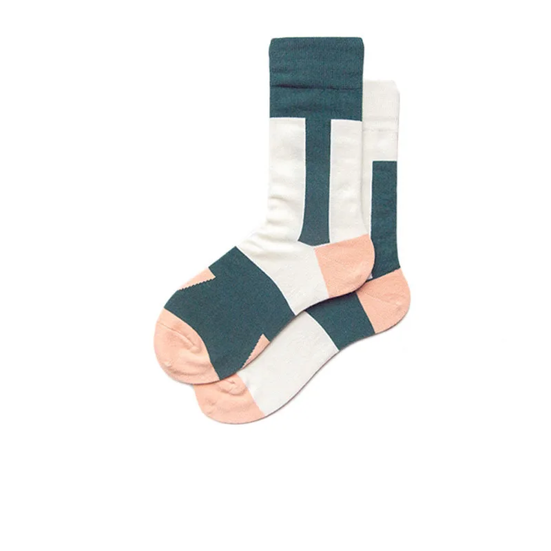 

College Style Retro Cotton Women's Mid-tube Sports Style All-Match Yin and Yang Socks