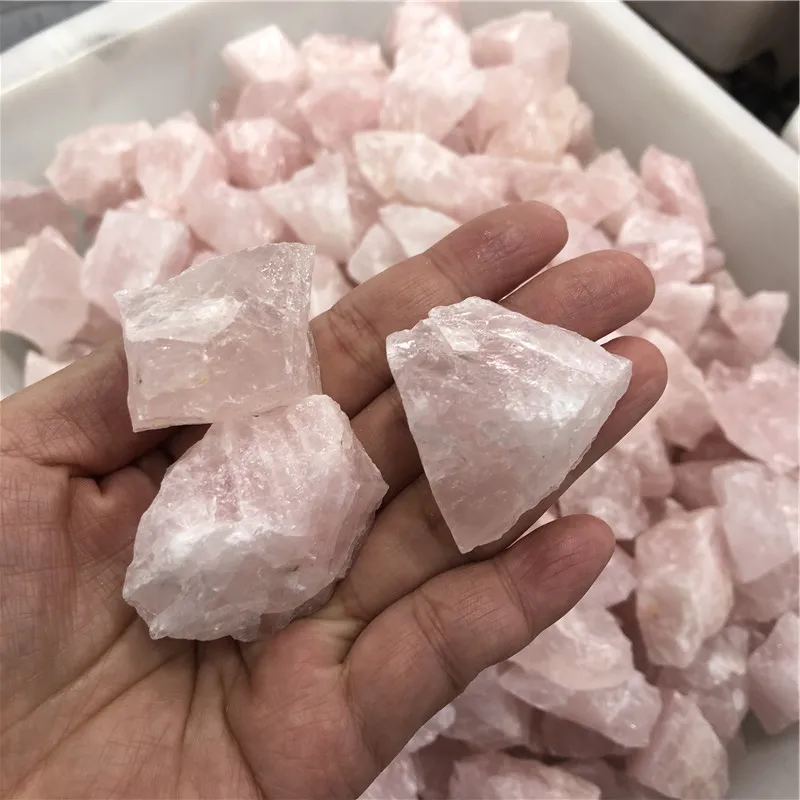 

100g Natural Raw Crystal Pink Rose Quartz Crystal Minerals Specimen Healing Crystal Love Natural Stones and Fish Tank Decor