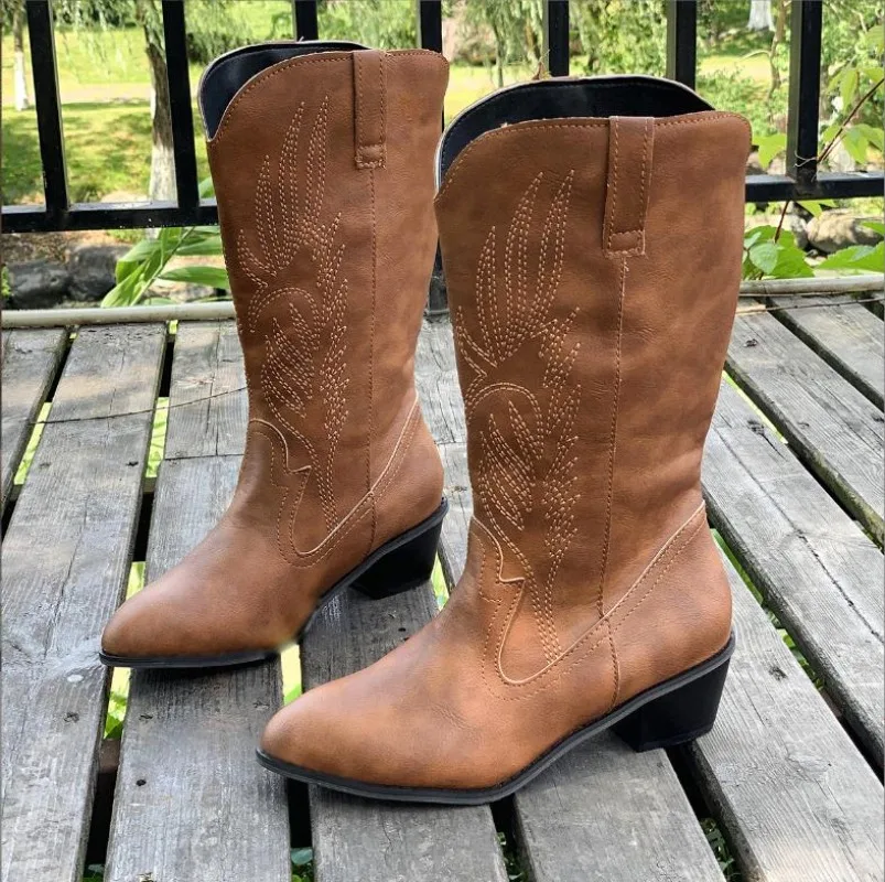 

Women's Western Boots 2023 Autumn Winter Fashion Chunky Heeled Cowboy Boots Vintage Style Country Western Cowgirl White Boots
