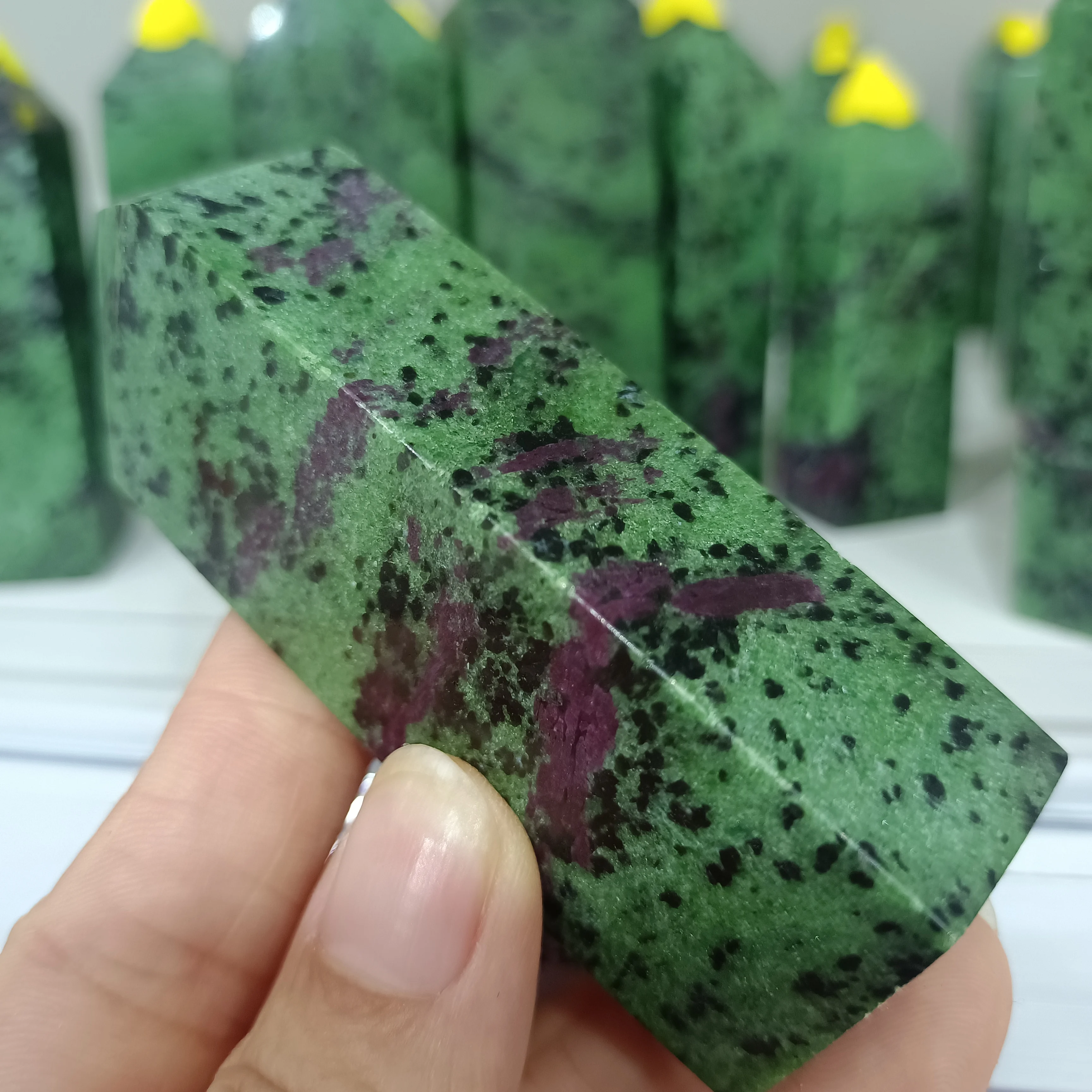 

NATURAL RED AND GREEN GEM COLUMN CRYSTAL ENERGY HEALING STONE
