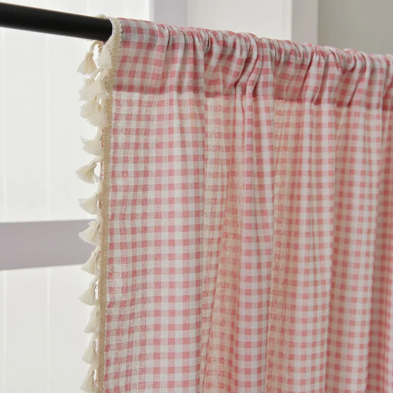 Розовая клетчатая красная фотография белая кисточка хлопковые льняные