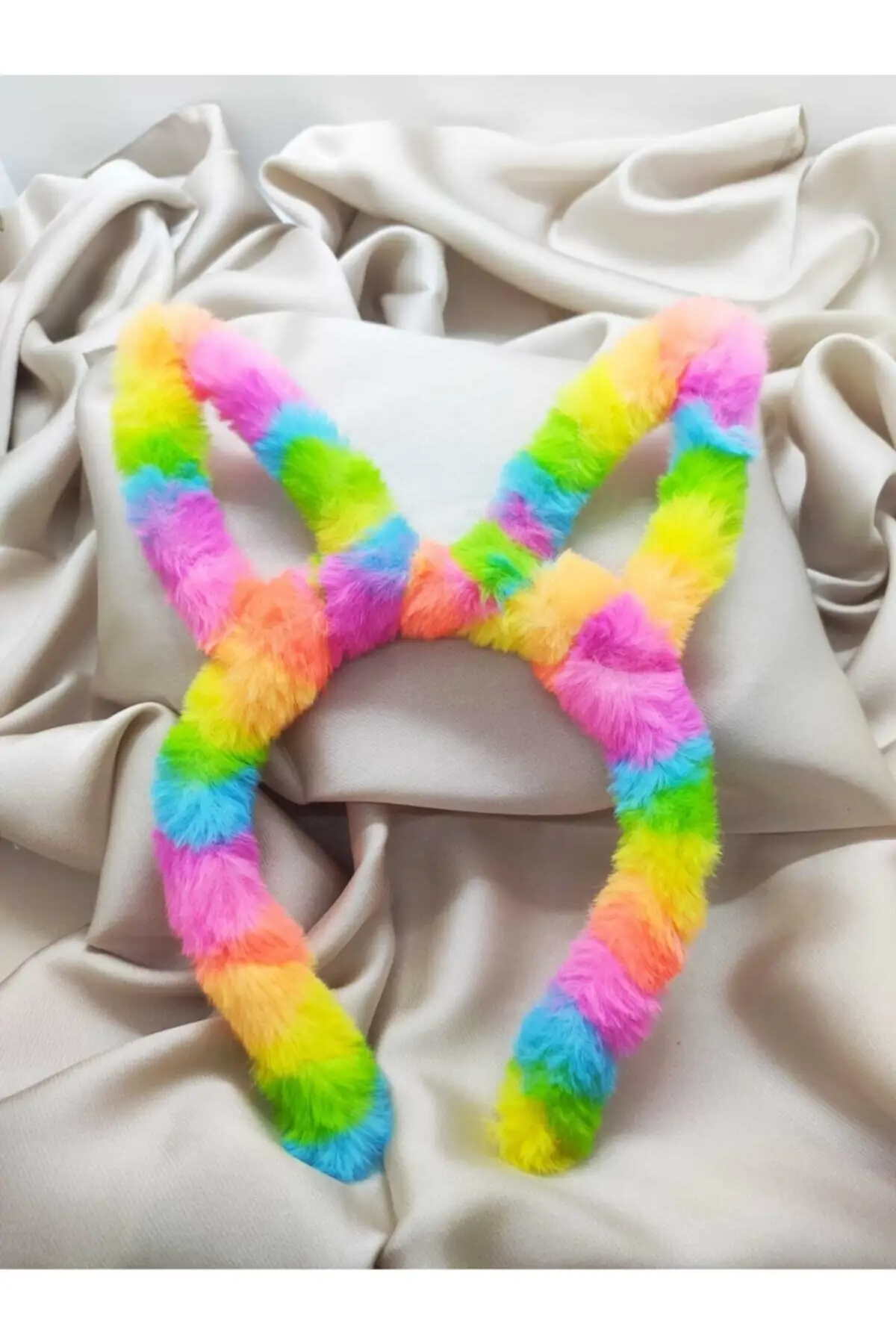 

Buckle Plush Crown Colorful Rainbow Bunny Eared