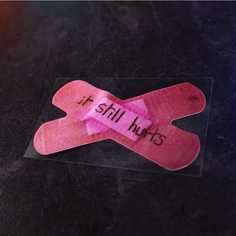 

Car Styling Decals Heartbreak Band-Aid Mood Patch Body Sticker Art Car Sticker Waterproof Reflective Blocking Scratch Sticker