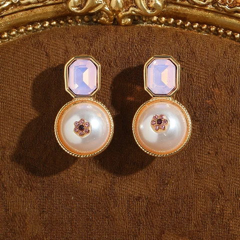 LOVE GREEN LIVE GREEN Серьги-гвоздики с жемчугом и розовым кристаллом