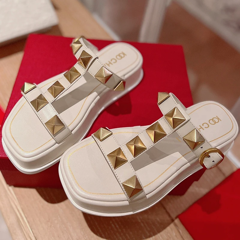 

French charei 100 counter flat bottom slippers full of personality 2022 summer new the same women's shoes for big high quality