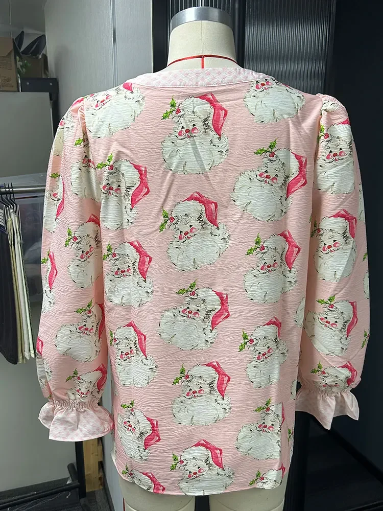 Рождественская футболка с v-образным вырезом и принтом в клетку Санта-Клауса