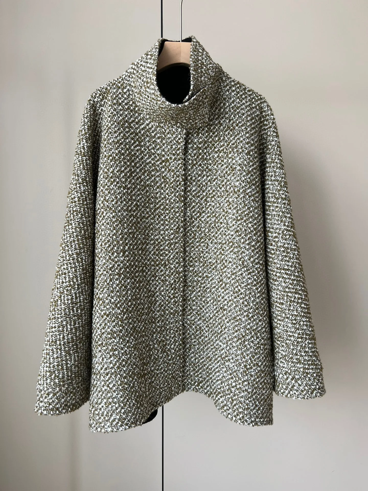 

Women's Light Luxury Ladies Niche Design Fashion High Quality Autumn Winter Wool Short Coat