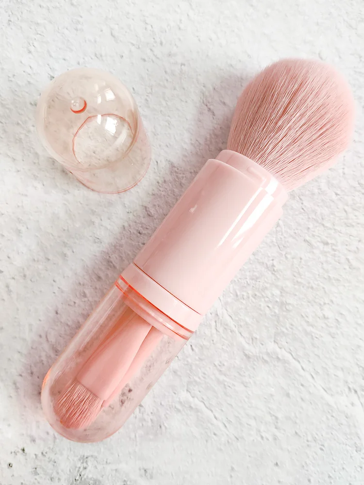 

Набор кистей для макияжа 4 в 1, косметический инструмент, мини кисть для теней для век, кисть для пудры, выдвижной портативный косметический и...