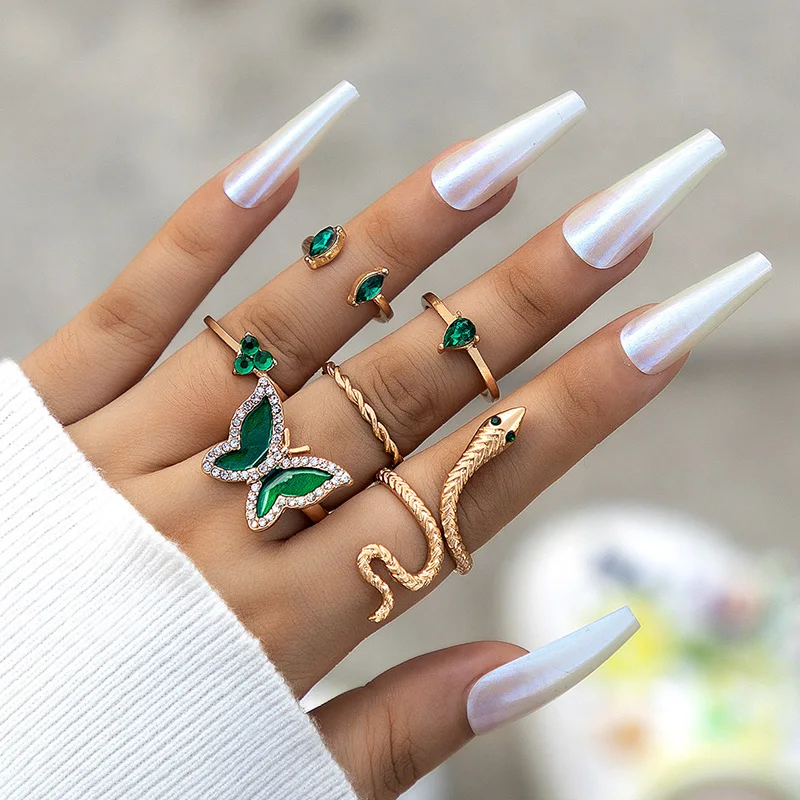 

Butterfly Ring Set For Women Vintage Green Gemstone Gold Color Rings Geometric Wave Rhinestone Metal Knuckle Rings Jewelry