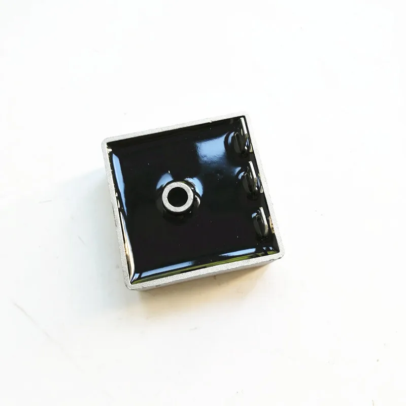 

New Genuine Voltage Regulator For APRILIA RS / RX / TUAREG / TUONO / CLASSIC / PEGASO 50 1987-2010 OEM REPL.# AP8212121