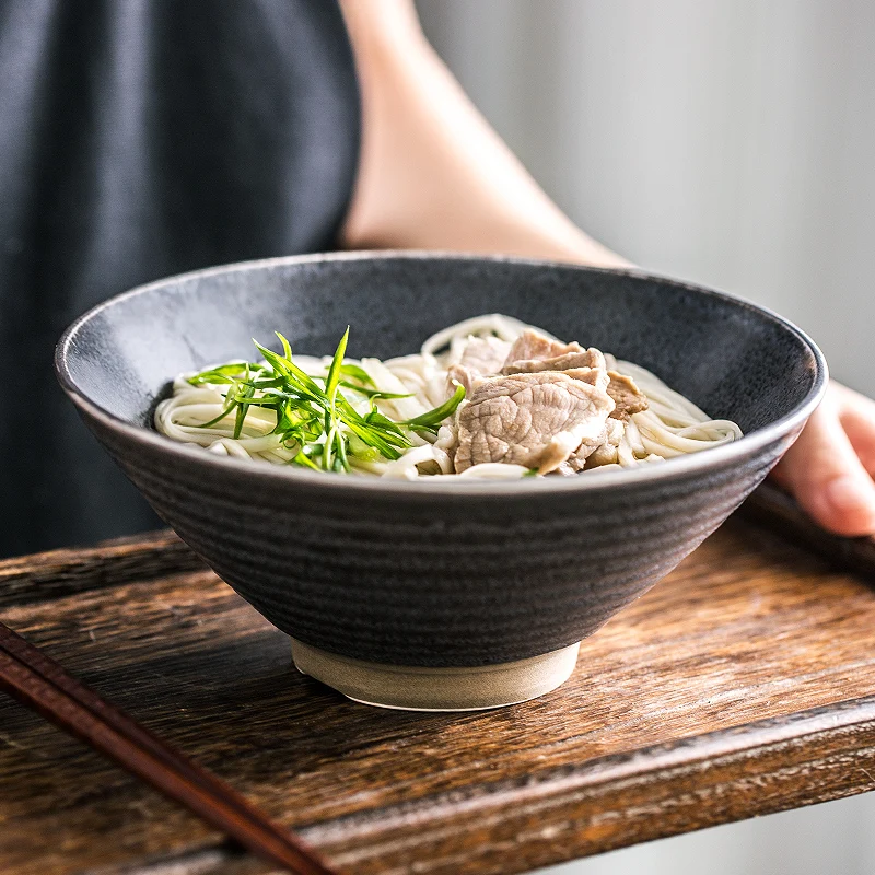 

Japanese Retro Ramen Bowl Horn Bowl Bowl Bowl Bowl Bowl Bowl Nostalgic Old Soup Bowl Ceramic Home To Drink Soup with Dish Art