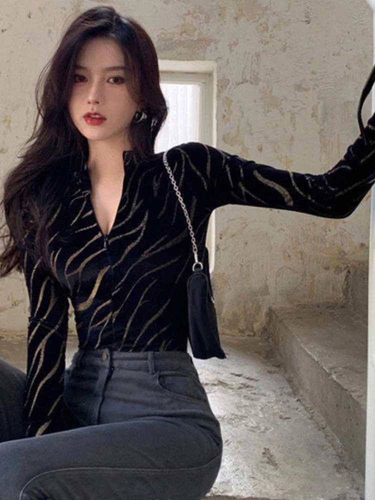 

2023 женские свободные толстые бархатные топы, женская рубашка, зимняя теплая Флокированная однотонная блузка в полоску с принтом, женская ру...