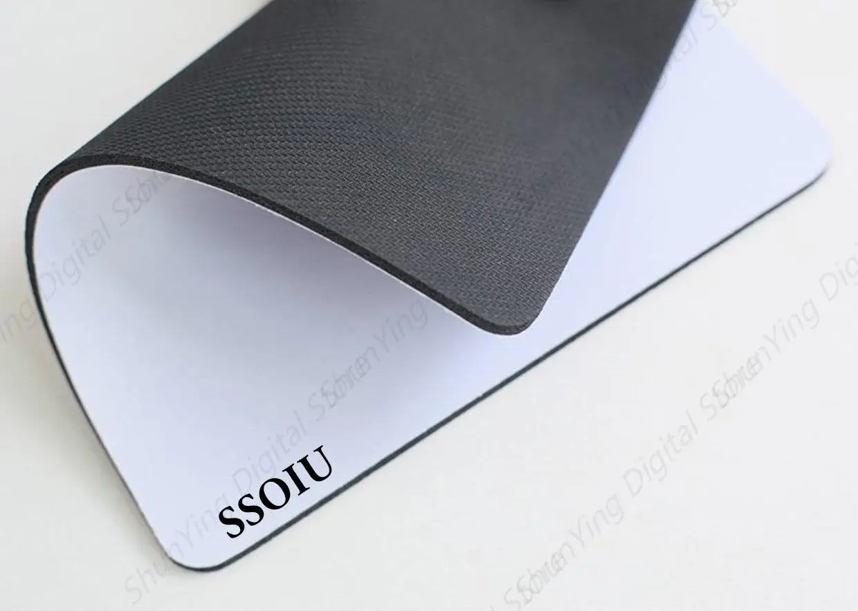 Стильная иллюстрация черно-белого рисунка сетки буйвола на коврике для мыши