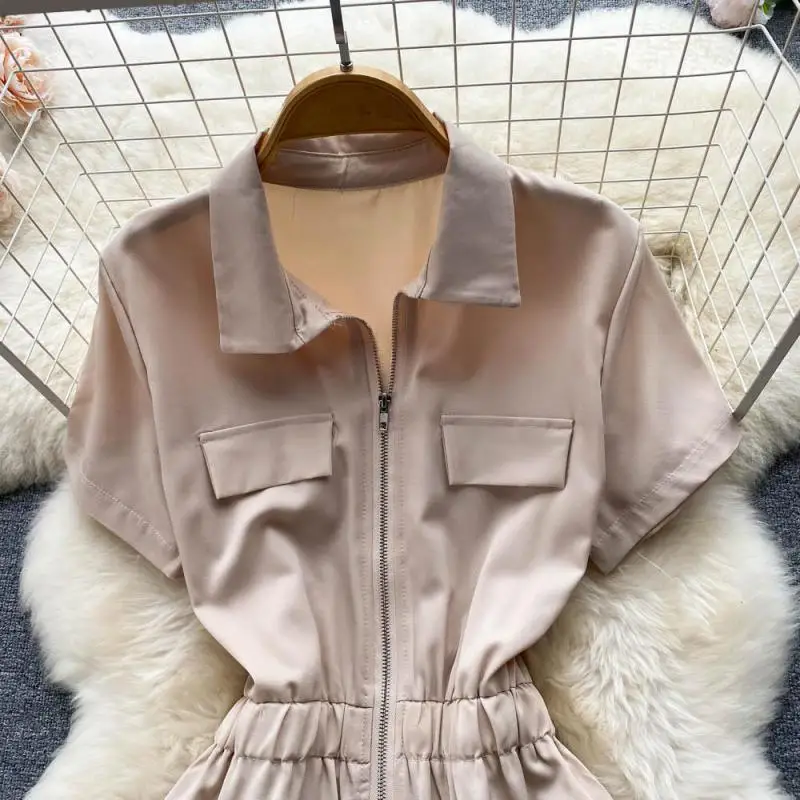 Женский комбинезон-поло на молнии элегантный однотонный повседневный