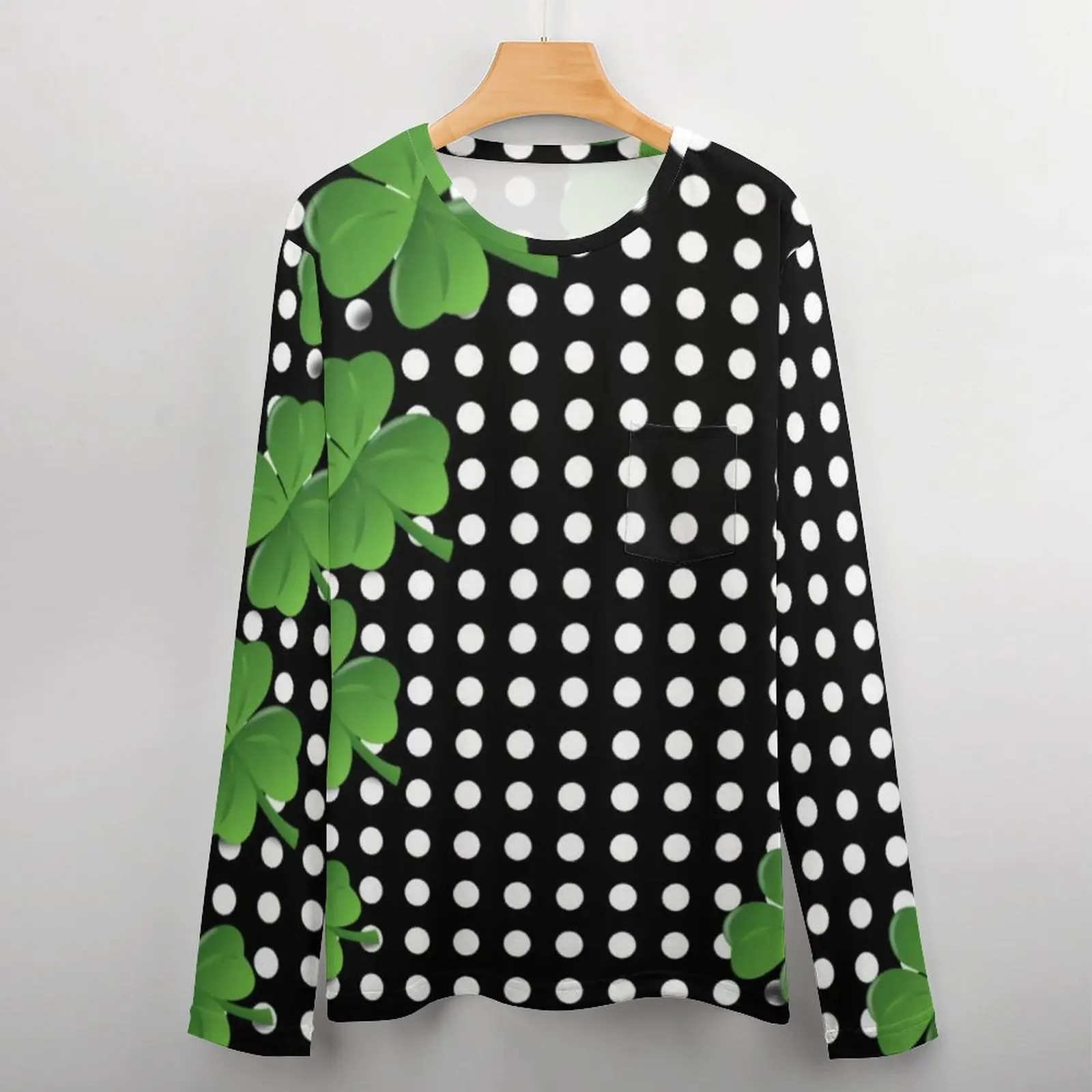 Черно-белая футболка в горошек мужская на день Святого Патрика базовые футболки