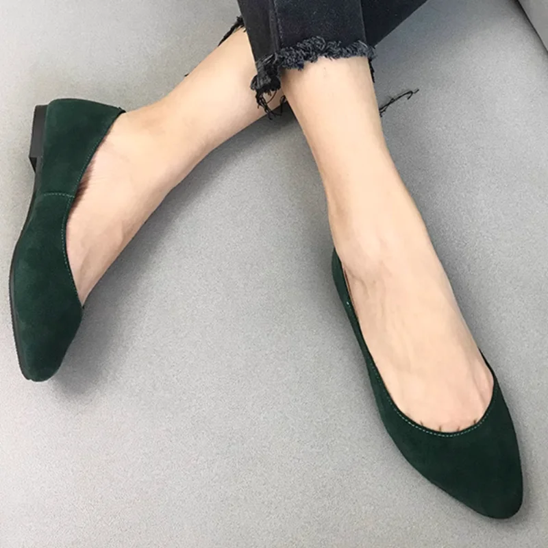 Балетки женские из нубука и флока туфли на плоской подошве с острым носком в