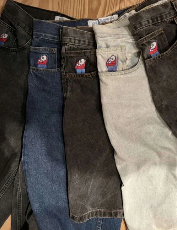 Джинсы-багги с вышивкой в уличном стиле