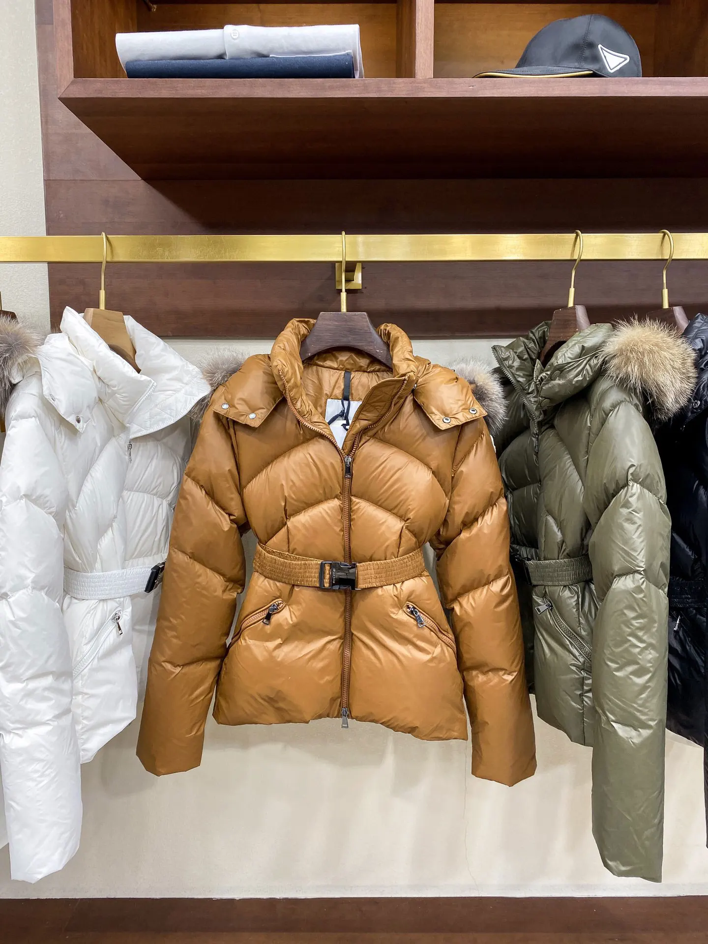 

Women's Winter Coat for Women 2023 Woman Hooded Parka Women's Coats on Offer with Free Shipping Real Fox Collar Short Down Coat