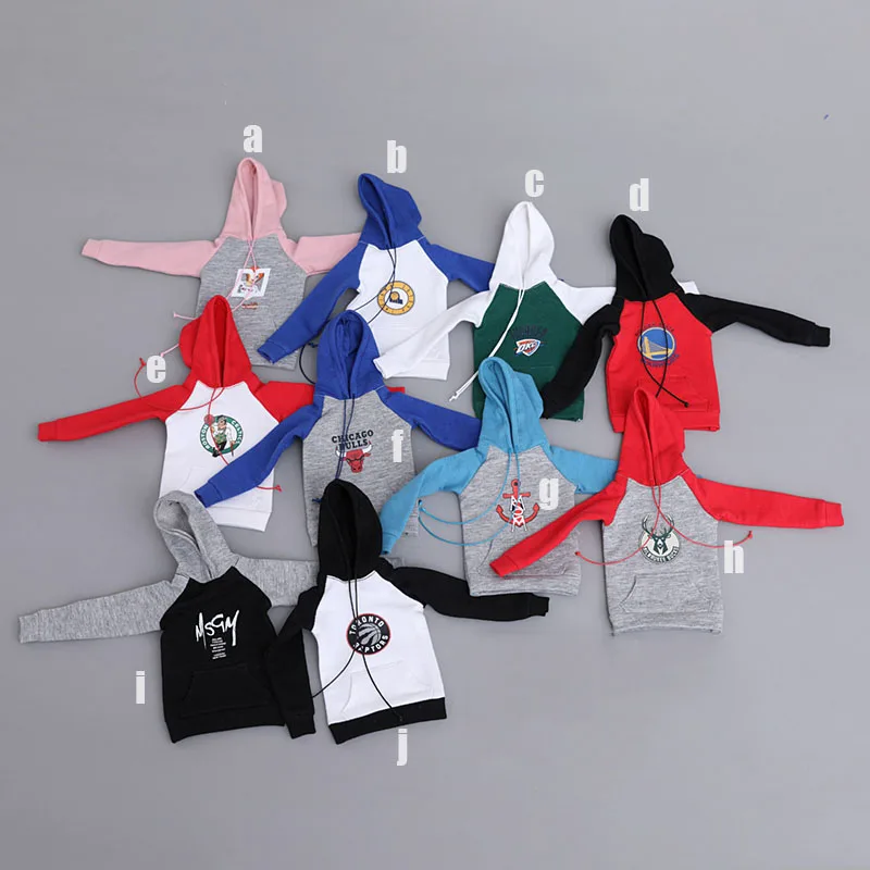 

CDTOYS CD018 1/6 Scale Female Soldier Fashion Double Color Splicing Hoodie Sweater WIth Logo Model for 12‘’ Action Figures Body